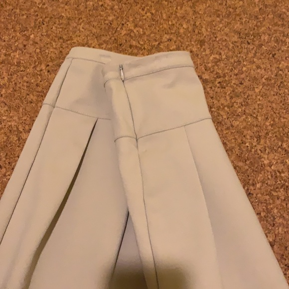 Pleated mini skirt - Picture 3 of 3